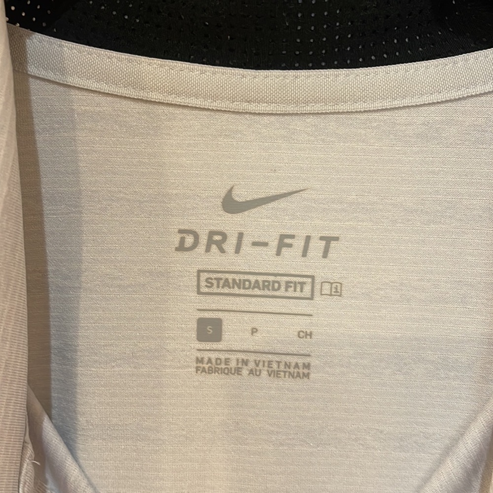 Nike Dri-Fit Golf shirt. Men’s S - Picture 4 of 4